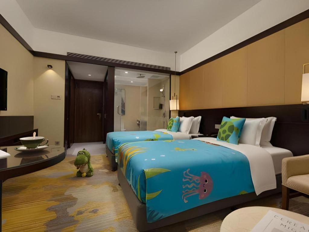 BaoHua Harbour View Hotel Haikou  Buitenkant foto