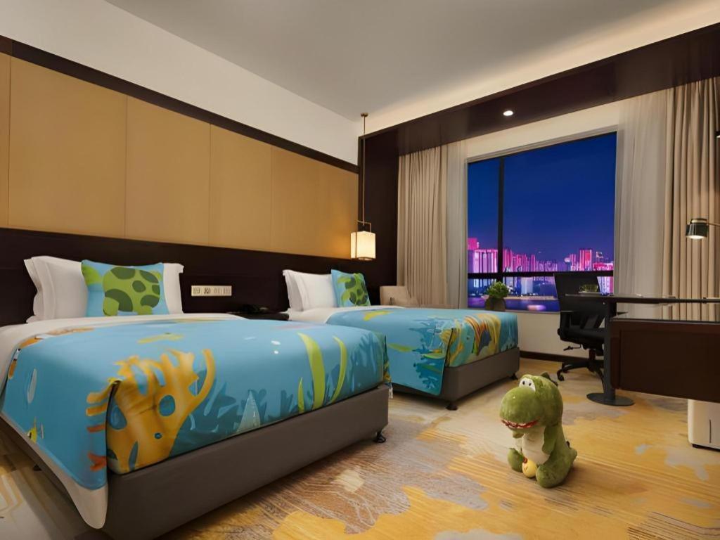 BaoHua Harbour View Hotel Haikou  Buitenkant foto